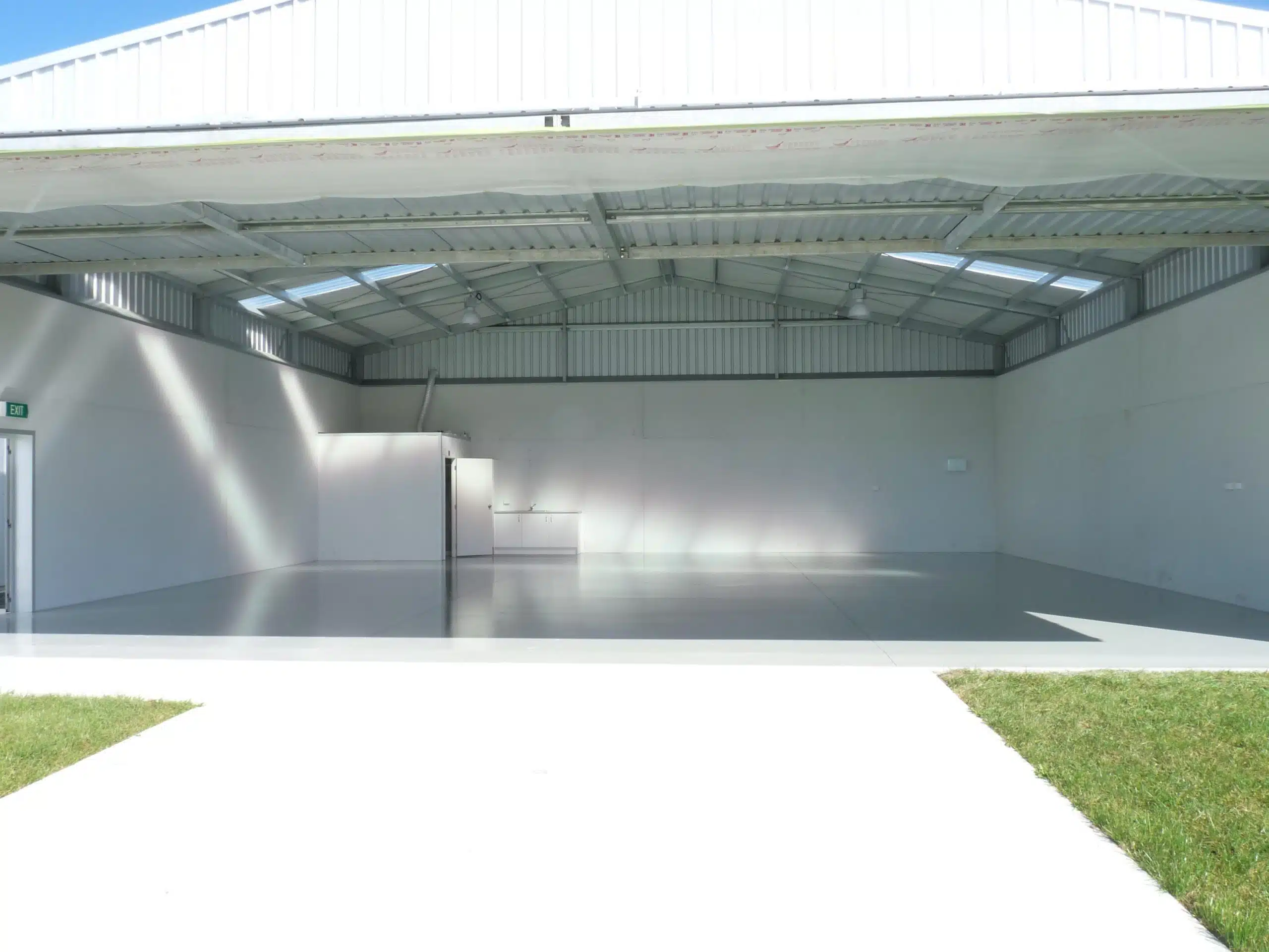 Airport Hangar Floor Paint ProductsPaint Products